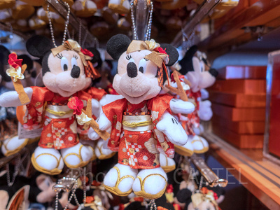 ミニーぬいぐるみバッジ