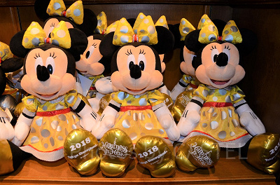 ミニーのぬいぐるみ