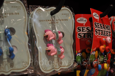 モッピーの立体ピアス