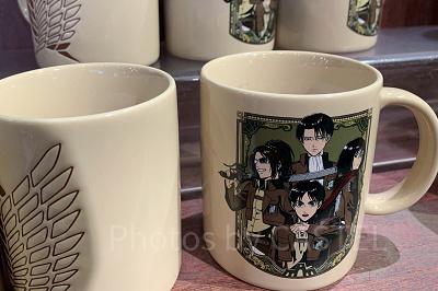 マグカップ〔USJ×進撃の巨人〕