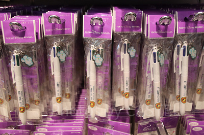 多色ボールペン