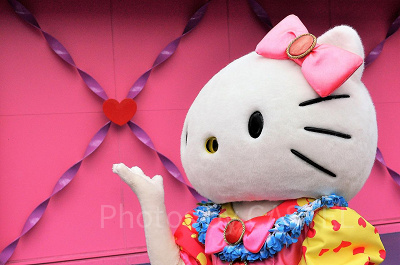 平日のユニバならキャラクターとの写真も撮りやすいですよ!