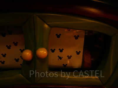 ミッキーの中にひとつだけグーフィーが