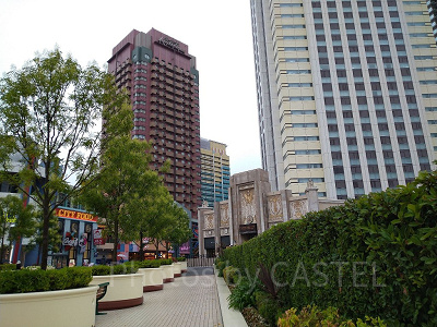 オリエンタルホテルユニバーサルシティ（中央奥）