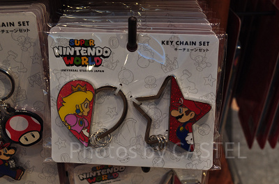 ペアキーチェーンセット(マリオ&ピーチ)