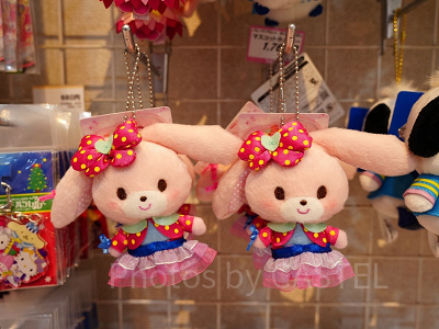 パレードパラレルマスコットホルダー（ぼんぼんりぼん）