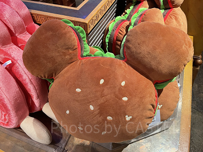 2026】ディズニーのクッション全40種まとめ！プーさんやロッツォの