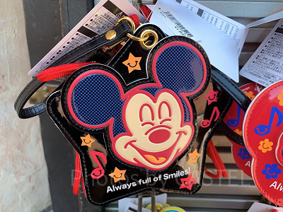 4/26発売】ディズニーニコニコグッズ27選！人気のTシャツ＆パスケース