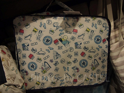 PEANUTS LAUNDRY(ピーナッツ・ランドリー)のバッグ型ポーチ