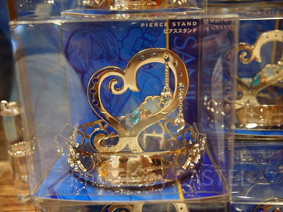 ピアススタンド