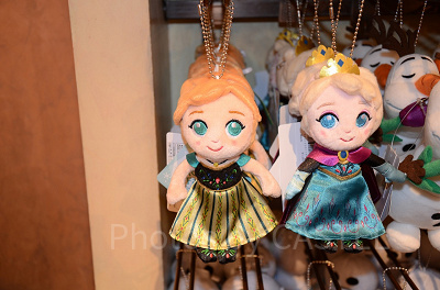 ぬいぐるみバッジ（アナ）