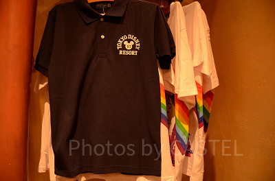 ミッキーロゴ入りポロシャツ 