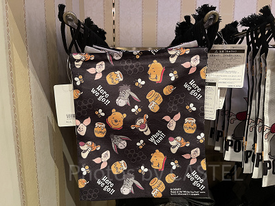 POOH 'S BESTIESきんちゃく裏面