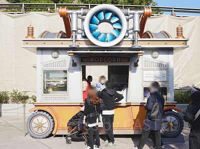 アクアトピア横のポップコーンワゴン