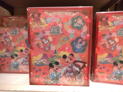 ディズニーお正月グッズ：ポストカードホルダー