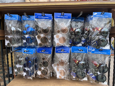 ディズニーのサングラスは種類が豊富！