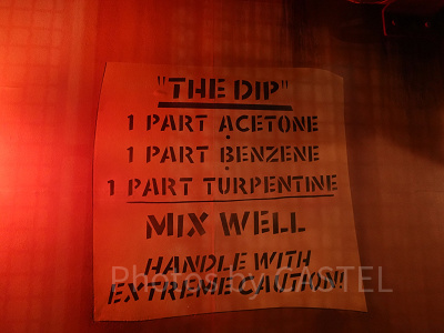 ロジャーラビットのカートゥーンスピン：毒薬「ディップ」の製造方法