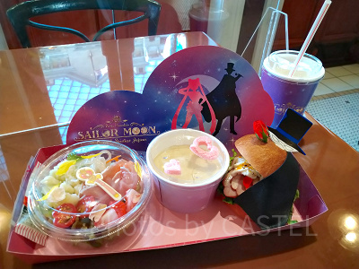 セーラームーン＆タキシード仮面のカフェプレート