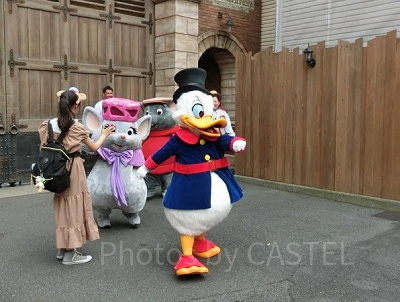 スクルージ】ドナルドの伯父のプロフィールまとめ！会える場所・ショー