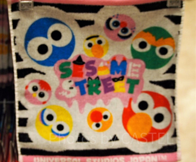セサミストリートハンドタオル