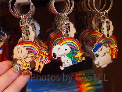 Peanuts snoopy グッズ まとめ 2018】USJのスヌーピーグッズ新作「ピーナッツレインボーグッズ
