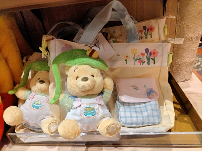 上海ディズニーくまのプーさんグッズ:植物シリーズプーさんのトートバッグ