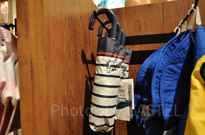 スヌーピーの折り畳み日傘／USJ