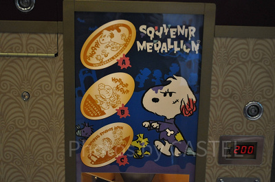 スヌーピーのメダリオン