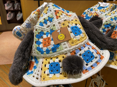 スヌーピーの手編み風バケットハット