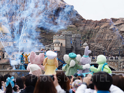 ミッキー広場から見たスパークリング・ジュビリー・セレブレーション