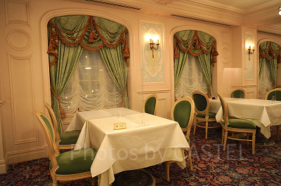 S.S.コロンビア・ダイニングルーム 