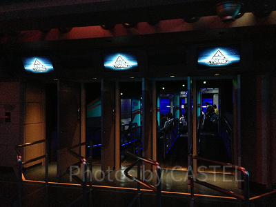 スターツアーズの乗り場