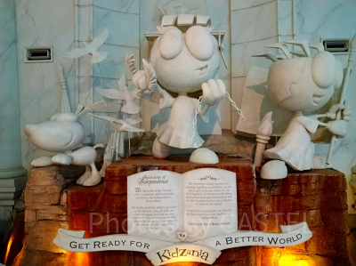 キッザニア甲子園の像