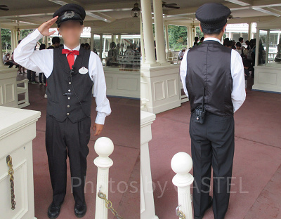 ランド編】ディズニーキャストのコスチューム30種類！制服を写真