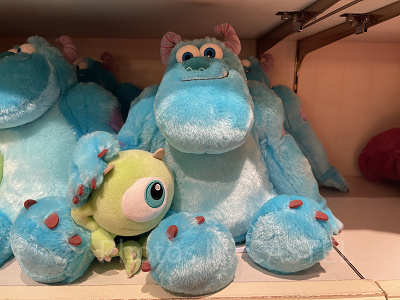 ぬいぐるみ（マイク＆サリー）