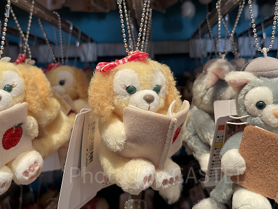 ぬいぐるみチャーム（ダッフィー＆フレンズのオータム・ストーリーブックグッズ）