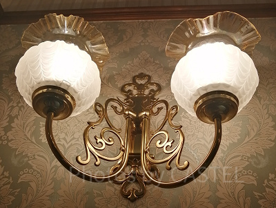 イースト・サイド・カフェのおしゃれな室内灯