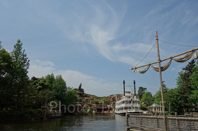夏のディズニーの気温