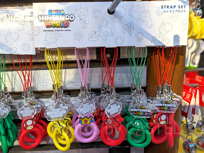 スーパーニンテンドーワールドのストラップセット