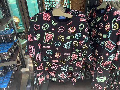 Ｔシャツ(ベイマックスのネオングッズ)