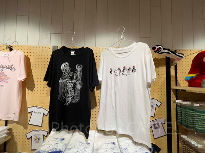 クラゲの柄や、ペンギン琉舞デザインのTシャツ