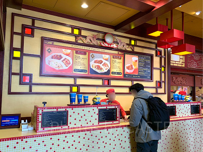 ザ・ドラゴンズ・パールの注文カウンター