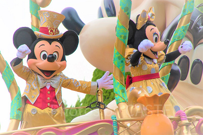 パレードはアトラクションがすくチャンス