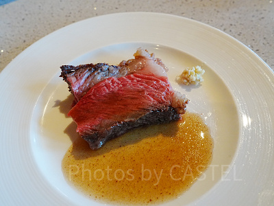 オチェーアノのブッフェ名物はローストビーフ！