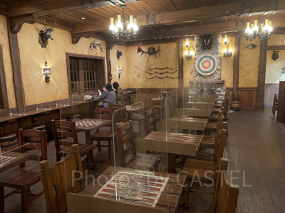 ラ・タベルヌ・ド・ガストンは空席多め