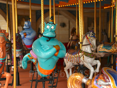 同伴者の方は木馬に乗って一緒に楽しむことが可能です