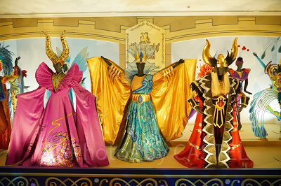 東京ディズニーリゾート アンコール! ザ・モーメンツ展:レジェンド・オブ・ミシカのコスチューム