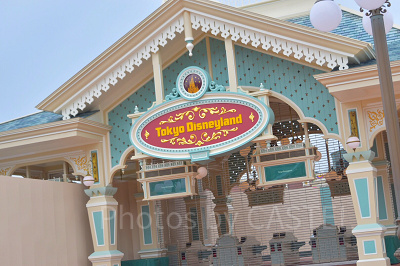 東京ディズニーランドのエントランス