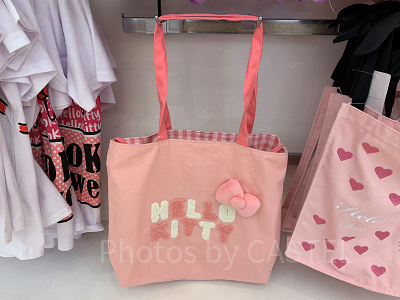 トートバッグ（ハローキティ）