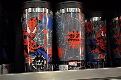 スパイダーマンのグレーカラー蓋付きタンブラー